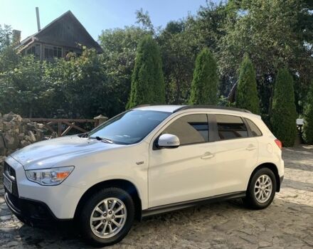 Белый Мицубиси АСХ, объемом двигателя 1.8 л и пробегом 150 тыс. км за 9700 $, фото 9 на Automoto.ua