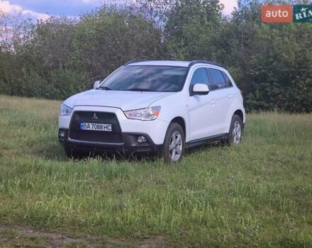 Белый Мицубиси АСХ, объемом двигателя 1.59 л и пробегом 252 тыс. км за 9500 $, фото 21 на Automoto.ua