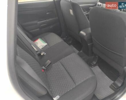 Білий Міцубісі АСХ, об'ємом двигуна 2 л та пробігом 233 тис. км за 8850 $, фото 22 на Automoto.ua