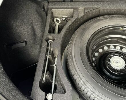 Белый Мицубиси АСХ, объемом двигателя 1.8 л и пробегом 206 тыс. км за 8800 $, фото 20 на Automoto.ua