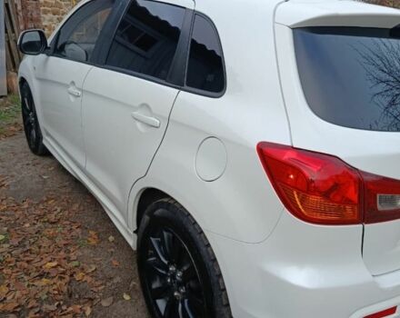 Белый Мицубиси АСХ, объемом двигателя 2 л и пробегом 171 тыс. км за 11539 $, фото 9 на Automoto.ua