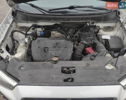 Білий Міцубісі АСХ, об'ємом двигуна 2 л та пробігом 233 тис. км за 8850 $, фото 26 на Automoto.ua