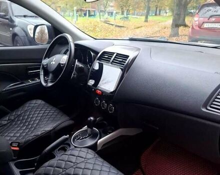 Белый Мицубиси АСХ, объемом двигателя 2 л и пробегом 115 тыс. км за 9800 $, фото 3 на Automoto.ua