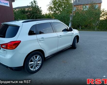 Белый Мицубиси АСХ, объемом двигателя 1.8 л и пробегом 290 тыс. км за 11700 $, фото 1 на Automoto.ua