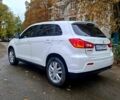 Белый Мицубиси АСХ, объемом двигателя 2 л и пробегом 115 тыс. км за 9800 $, фото 8 на Automoto.ua