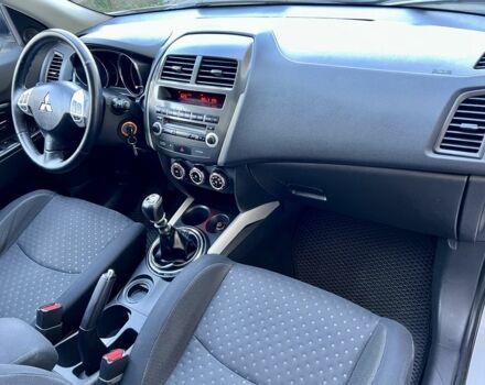 Білий Міцубісі АСХ, об'ємом двигуна 1.8 л та пробігом 162 тис. км за 9499 $, фото 13 на Automoto.ua