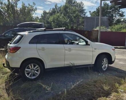 Белый Мицубиси АСХ, объемом двигателя 1.8 л и пробегом 158 тыс. км за 13500 $, фото 5 на Automoto.ua