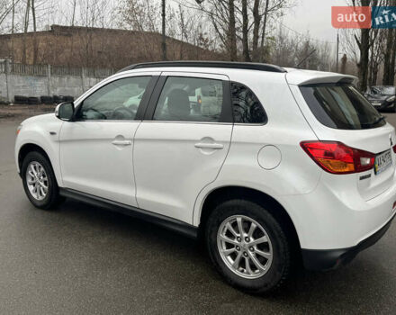 Білий Міцубісі АСХ, об'ємом двигуна 1.8 л та пробігом 113 тис. км за 10800 $, фото 13 на Automoto.ua