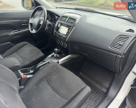 Білий Міцубісі АСХ, об'ємом двигуна 1.8 л та пробігом 113 тис. км за 10800 $, фото 27 на Automoto.ua