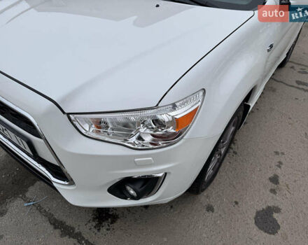 Белый Мицубиси АСХ, объемом двигателя 2.27 л и пробегом 152 тыс. км за 14500 $, фото 5 на Automoto.ua