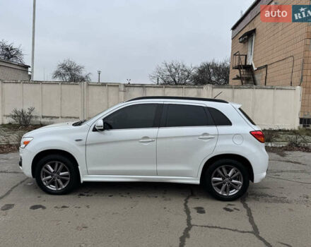 Белый Мицубиси АСХ, объемом двигателя 2.27 л и пробегом 152 тыс. км за 14500 $, фото 2 на Automoto.ua