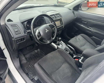 Білий Міцубісі АСХ, об'ємом двигуна 1.8 л та пробігом 113 тис. км за 10800 $, фото 18 на Automoto.ua