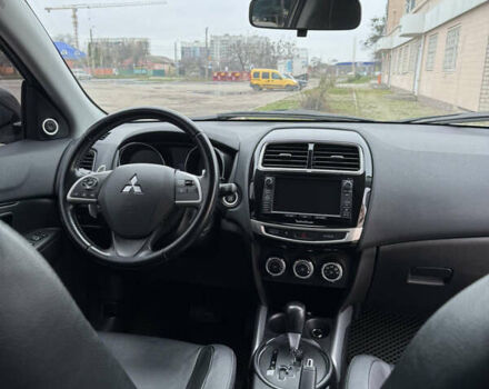 Белый Мицубиси АСХ, объемом двигателя 2.27 л и пробегом 152 тыс. км за 14500 $, фото 17 на Automoto.ua