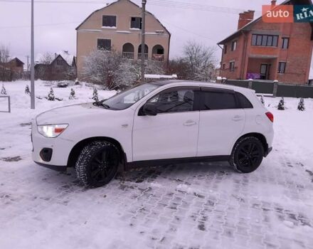 Белый Мицубиси АСХ, объемом двигателя 1.8 л и пробегом 209 тыс. км за 9900 $, фото 5 на Automoto.ua