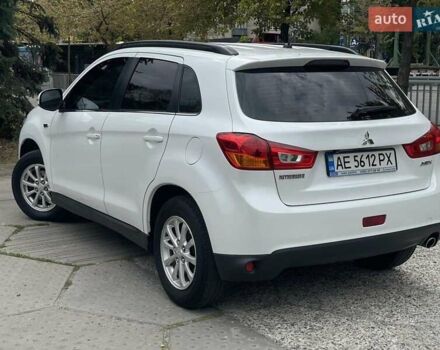 Білий Міцубісі АСХ, об'ємом двигуна 2 л та пробігом 86 тис. км за 12900 $, фото 5 на Automoto.ua