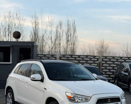 Белый Мицубиси АСХ, объемом двигателя 2.27 л и пробегом 245 тыс. км за 11950 $, фото 2 на Automoto.ua