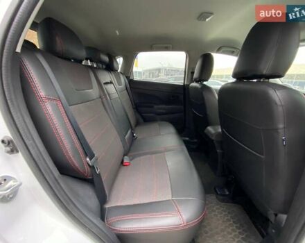 Білий Міцубісі АСХ, об'ємом двигуна 2.4 л та пробігом 95 тис. км за 10900 $, фото 15 на Automoto.ua