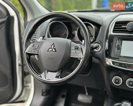 Білий Міцубісі АСХ, об'ємом двигуна 2.27 л та пробігом 130 тис. км за 15500 $, фото 28 на Automoto.ua