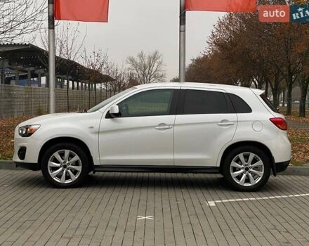 Білий Міцубісі АСХ, об'ємом двигуна 2.4 л та пробігом 95 тис. км за 10900 $, фото 4 на Automoto.ua