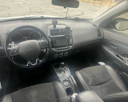 Білий Міцубісі АСХ, об'ємом двигуна 0 л та пробігом 140 тис. км за 12700 $, фото 5 на Automoto.ua