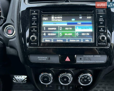 Белый Мицубиси АСХ, объемом двигателя 2 л и пробегом 91 тыс. км за 17700 $, фото 15 на Automoto.ua