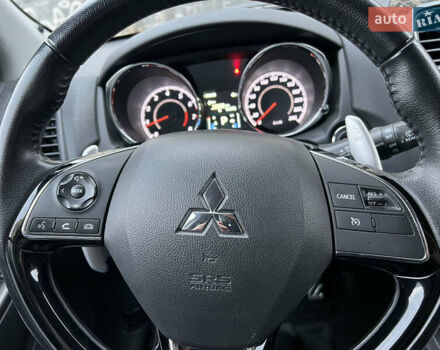 Белый Мицубиси АСХ, объемом двигателя 2 л и пробегом 91 тыс. км за 17700 $, фото 17 на Automoto.ua