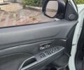 Белый Мицубиси АСХ, объемом двигателя 1.59 л и пробегом 156 тыс. км за 12000 $, фото 16 на Automoto.ua