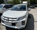 Белый Мицубиси АСХ, объемом двигателя 1.59 л и пробегом 118 тыс. км за 16200 $, фото 2 на Automoto.ua