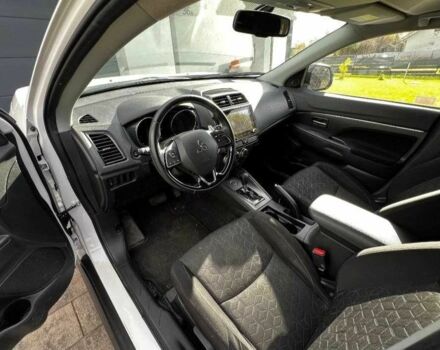 Мицубиси АСХ 2020 в Киеве на Automoto.ua Белый Мицубиси АСХ, объемом двигателя 2 л и пробегом 101 тыс. км за 12200 $, фото 8 на Automoto.ua