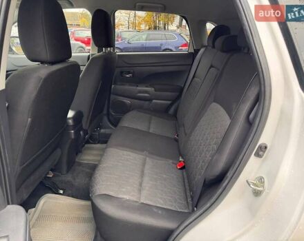 Білий Міцубісі АСХ, об'ємом двигуна 2.4 л та пробігом 136 тис. км за 17500 $, фото 1 на Automoto.ua