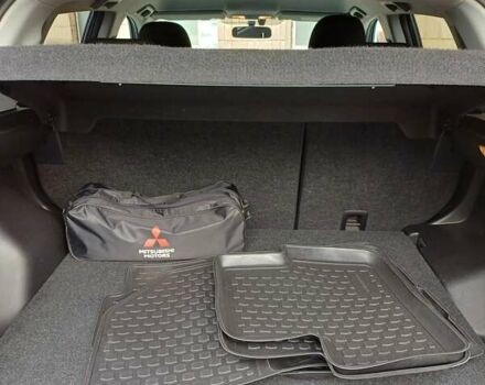 Белый Мицубиси АСХ, объемом двигателя 1.6 л и пробегом 61 тыс. км за 17300 $, фото 41 на Automoto.ua