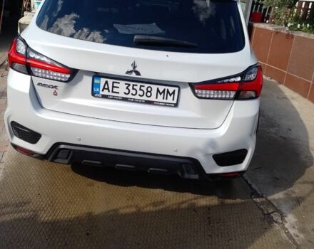 Белый Мицубиси АСХ, объемом двигателя 2 л и пробегом 25 тыс. км за 22000 $, фото 1 на Automoto.ua