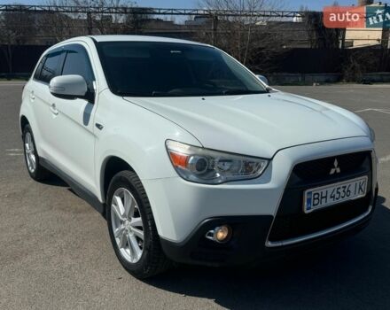 Белый Мицубиси АСХ, объемом двигателя 1.8 л и пробегом 227 тыс. км за 10500 $, фото 1 на Automoto.ua
