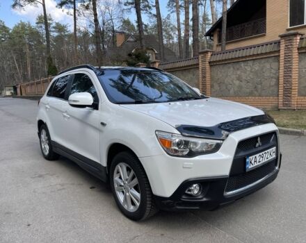 Белый Мицубиси АСХ, объемом двигателя 2 л и пробегом 165 тыс. км за 10900 $, фото 1 на Automoto.ua