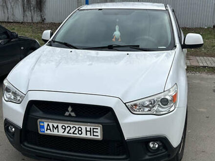 Міцубісі АСХ 2011 у Житомирі на Automoto.ua Білий Міцубісі АСХ, об'ємом двигуна 1.59 л та пробігом 199 тис. км за 9200 $, фото 1 на Automoto.ua