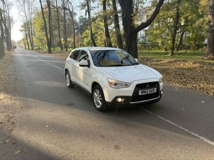 Мицубиси АСХ 2012 в Черновцах на Automoto.ua Белый Мицубиси АСХ, объемом двигателя 2.2 л и пробегом 110 тыс. км за 3444 $, фото 1 на Automoto.ua