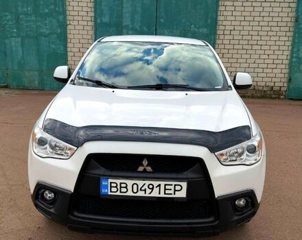 Белый Мицубиси АСХ, объемом двигателя 1.6 л и пробегом 155 тыс. км за 9500 $, фото 1 на Automoto.ua
