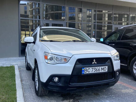 Мицубиси АСХ 2012 в Львове на Automoto.ua Белый Мицубиси АСХ, объемом двигателя 1.8 л и пробегом 165 тыс. км за 11000 $, фото 1 на Automoto.ua