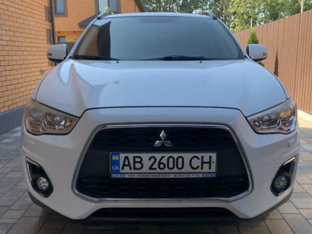 Белый Мицубиси АСХ, объемом двигателя 2 л и пробегом 200 тыс. км за 9699 $, фото 1 на Automoto.ua