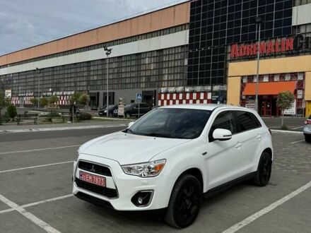 Мицубиси АСХ 2013 в Луцке на Automoto.ua Белый Мицубиси АСХ, объемом двигателя 2.3 л и пробегом 178 тыс. км за 12300 $, фото 1 на Automoto.ua
