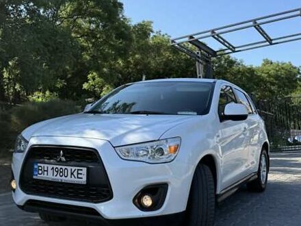 Мицубиси АСХ 2015 в Одессе на Automoto.ua Белый Мицубиси АСХ, объемом двигателя 1.6 л и пробегом 128 тыс. км за 10700 $, фото 1 на Automoto.ua