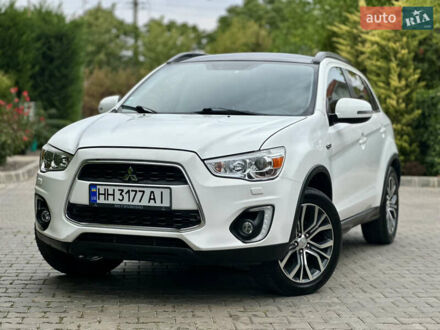 Мицубиси АСХ 2015 в Одессе на Automoto.ua Белый Мицубиси АСХ, объемом двигателя 2.27 л и пробегом 130 тыс. км за 15500 $, фото 1 на Automoto.ua