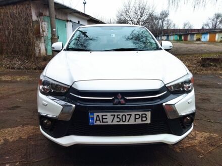 Міцубісі АСХ 2018 у Кривому Розі на Automoto.ua Білий Міцубісі АСХ, об'ємом двигуна 2 л та пробігом 45 тис. км за 14999 $, фото 1 на Automoto.ua