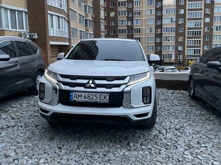 Міцубісі АСХ 2020 у Житомирі на Automoto.ua Білий Міцубісі АСХ, об'ємом двигуна 1.59 л та пробігом 70 тис. км за 18700 $, фото 1 на Automoto.ua