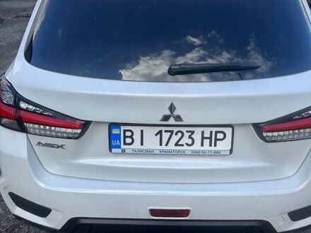 Міцубісі АСХ 2020 у Доброполье на Automoto.ua Білий Міцубісі АСХ, об'ємом двигуна 1.59 л та пробігом 62 тис. км за 17200 $, фото 1 на Automoto.ua