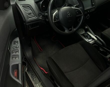 Чорний Міцубісі АСХ, об'ємом двигуна 2 л та пробігом 150 тис. км за 12500 $, фото 10 на Automoto.ua