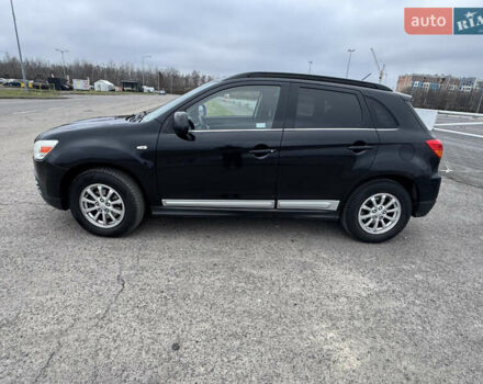 Черный Мицубиси АСХ, объемом двигателя 1.8 л и пробегом 265 тыс. км за 8900 $, фото 4 на Automoto.ua