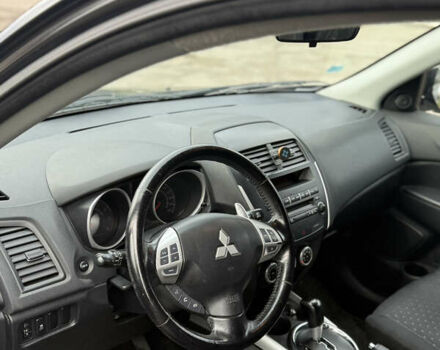 Черный Мицубиси АСХ, объемом двигателя 1.8 л и пробегом 150 тыс. км за 7800 $, фото 9 на Automoto.ua