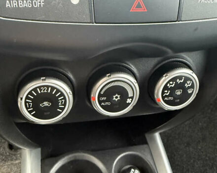 Черный Мицубиси АСХ, объемом двигателя 1.8 л и пробегом 150 тыс. км за 7800 $, фото 14 на Automoto.ua