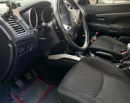 Черный Мицубиси АСХ, объемом двигателя 1.8 л и пробегом 283 тыс. км за 10500 $, фото 18 на Automoto.ua